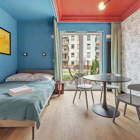 Colorful Apt Close To The Center Great Location Lägenhet Warszawa Exteriör bild