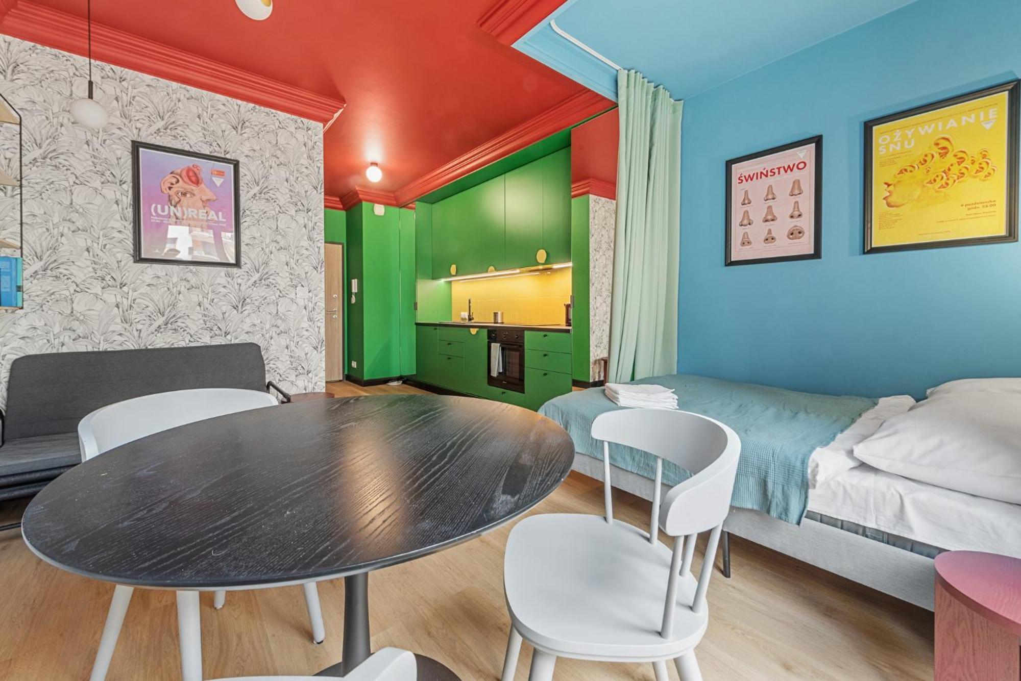 Colorful Apt Close To The Center Great Location Lägenhet Warszawa Exteriör bild