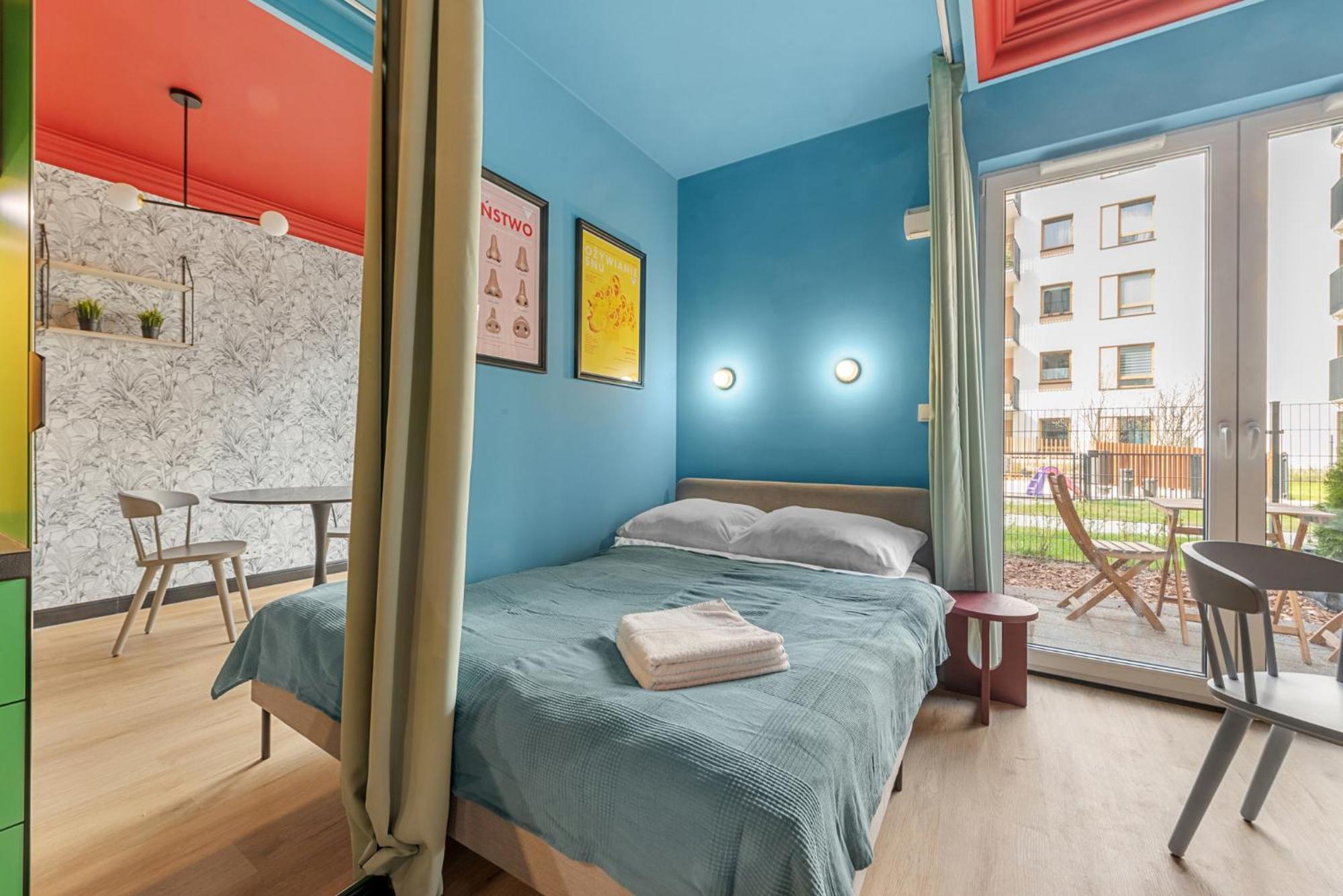 Colorful Apt Close To The Center Great Location Lägenhet Warszawa Exteriör bild